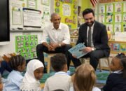 Obama dan Zohran Mamdani Kunjungi Pusat Anak di Bronx, Ajak Membaca Dan Bernyanyi